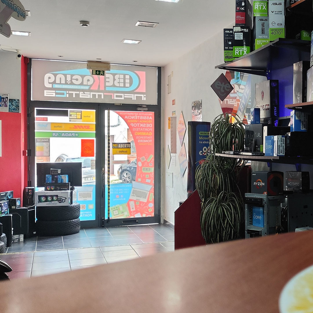 Espaço Comercial / Zona de Atendimento